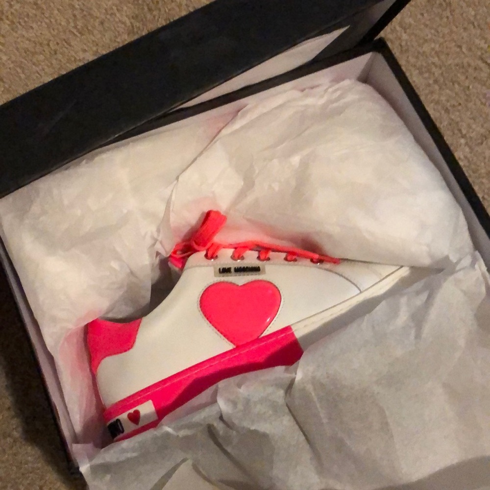 Love Moschino heart print two tone leather sneaker - Picture 3 of 11